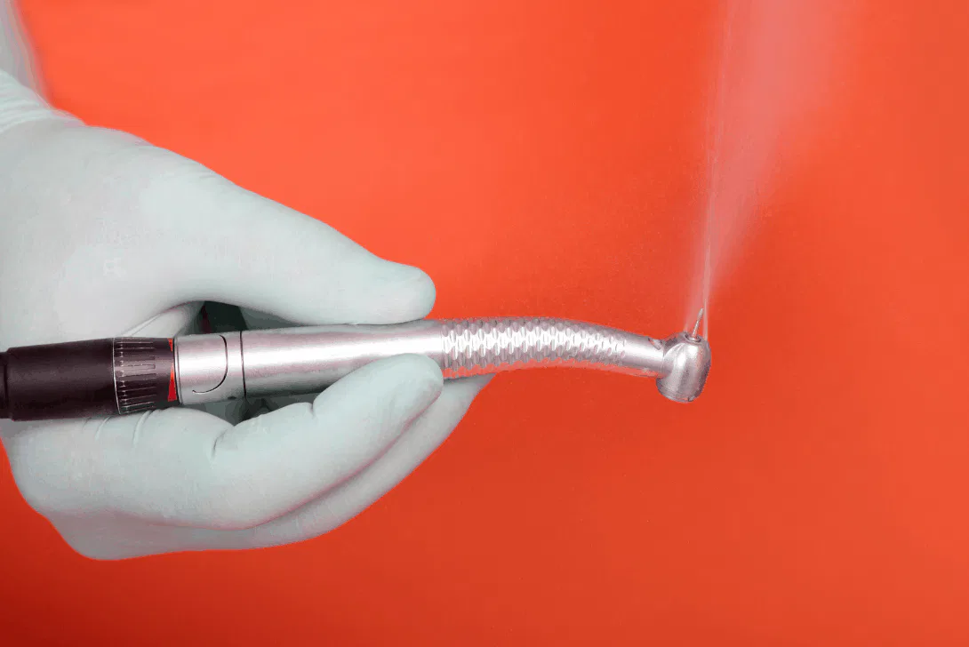 air abrasion tech - Markham dentists by 7 Days Dental